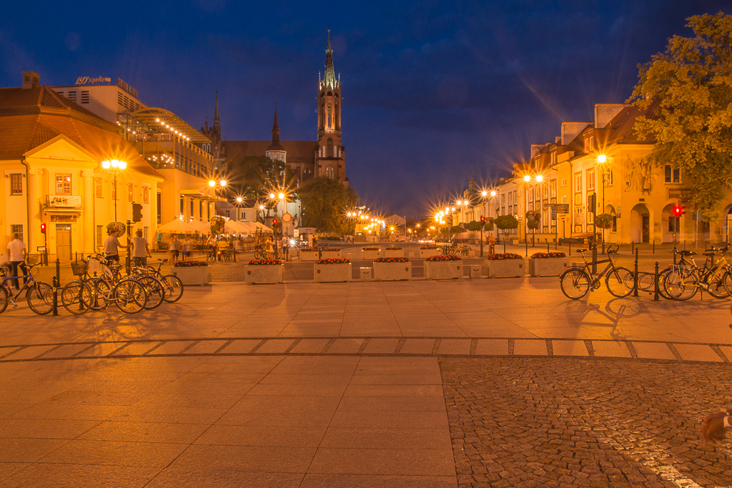 bialystok noca katedra rynek Białystok   zachwycający w dzień i w nocy