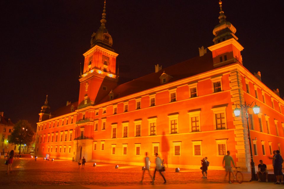Zamek Królewski Warszawa nocą